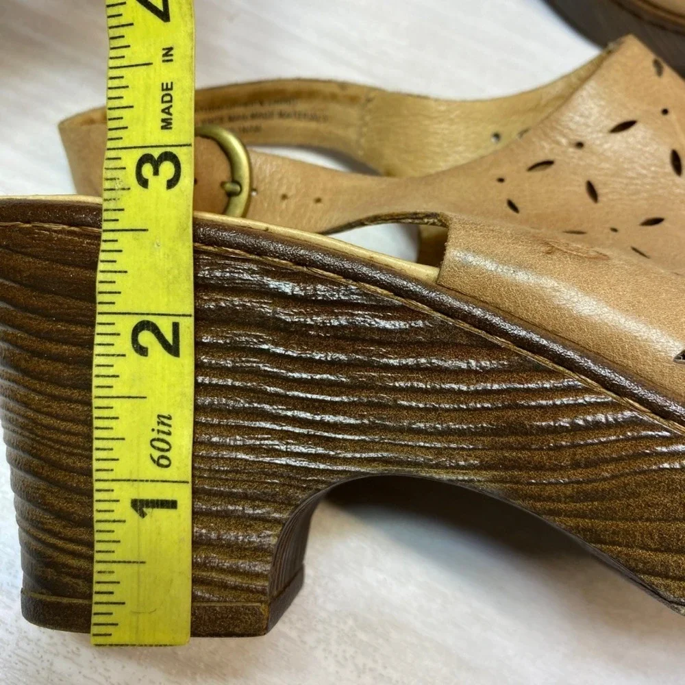 Born Womens 9 Wedge Sandals Clog Slingback Tan Leather Laser Cut Perforated Boho